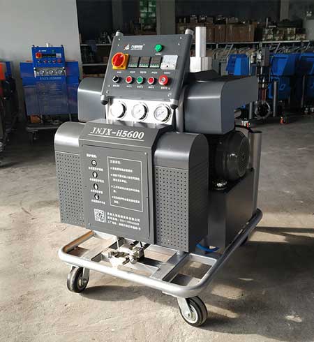 H5600型號(hào)噴涂聚脲涂料機(jī)器